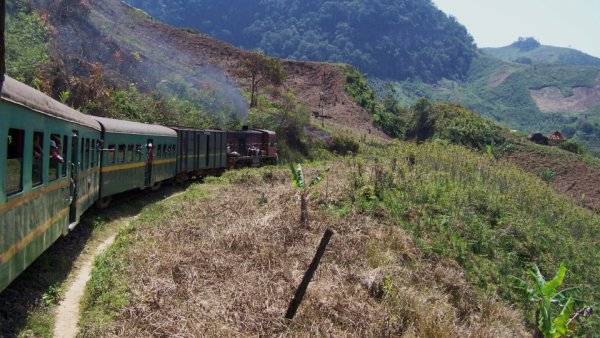 déplacement en train à Madagascar